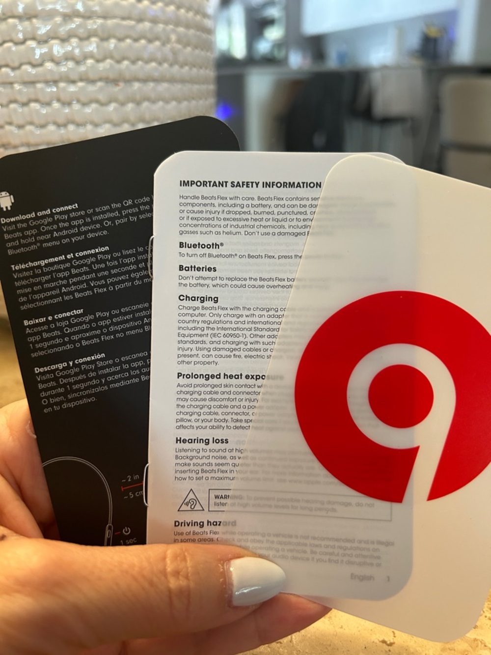 Beats Flex Wireless Earphones - White - Picture 8 of 8